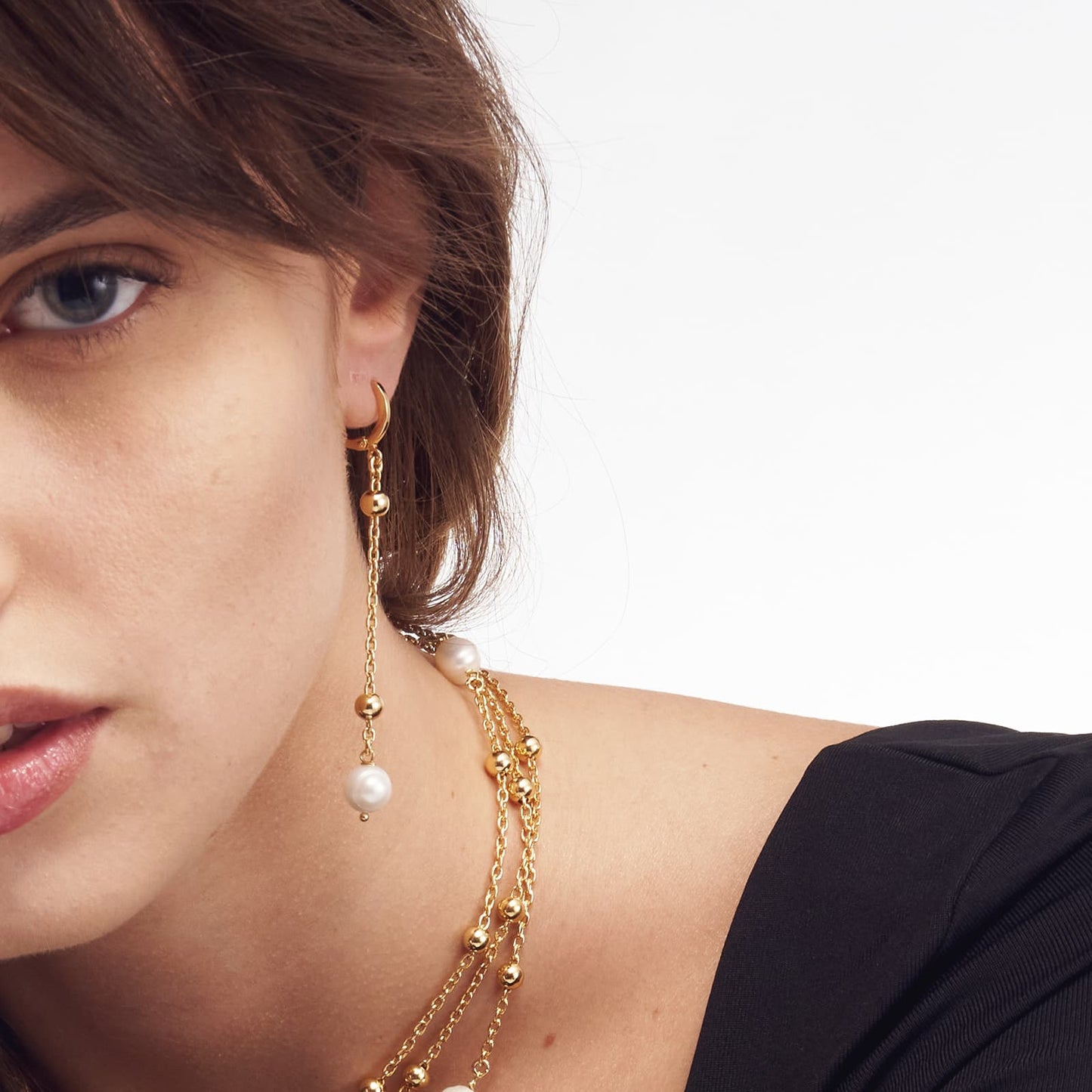 Orecchini in bronzo dorato con perle naturali - 000EXO4431000 2067