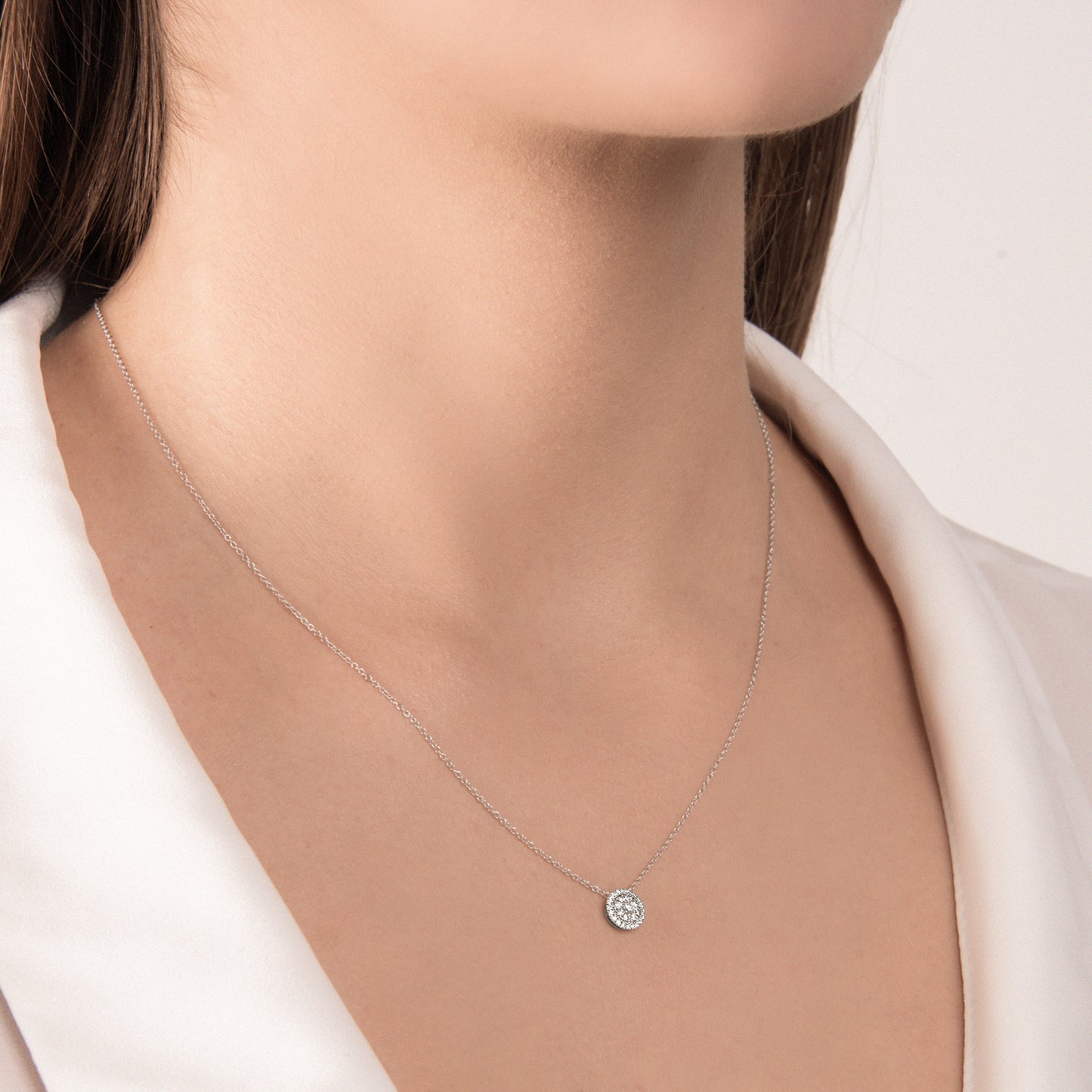Collana punto luce in ORO BIANCO E DIAMANTE AB947/10