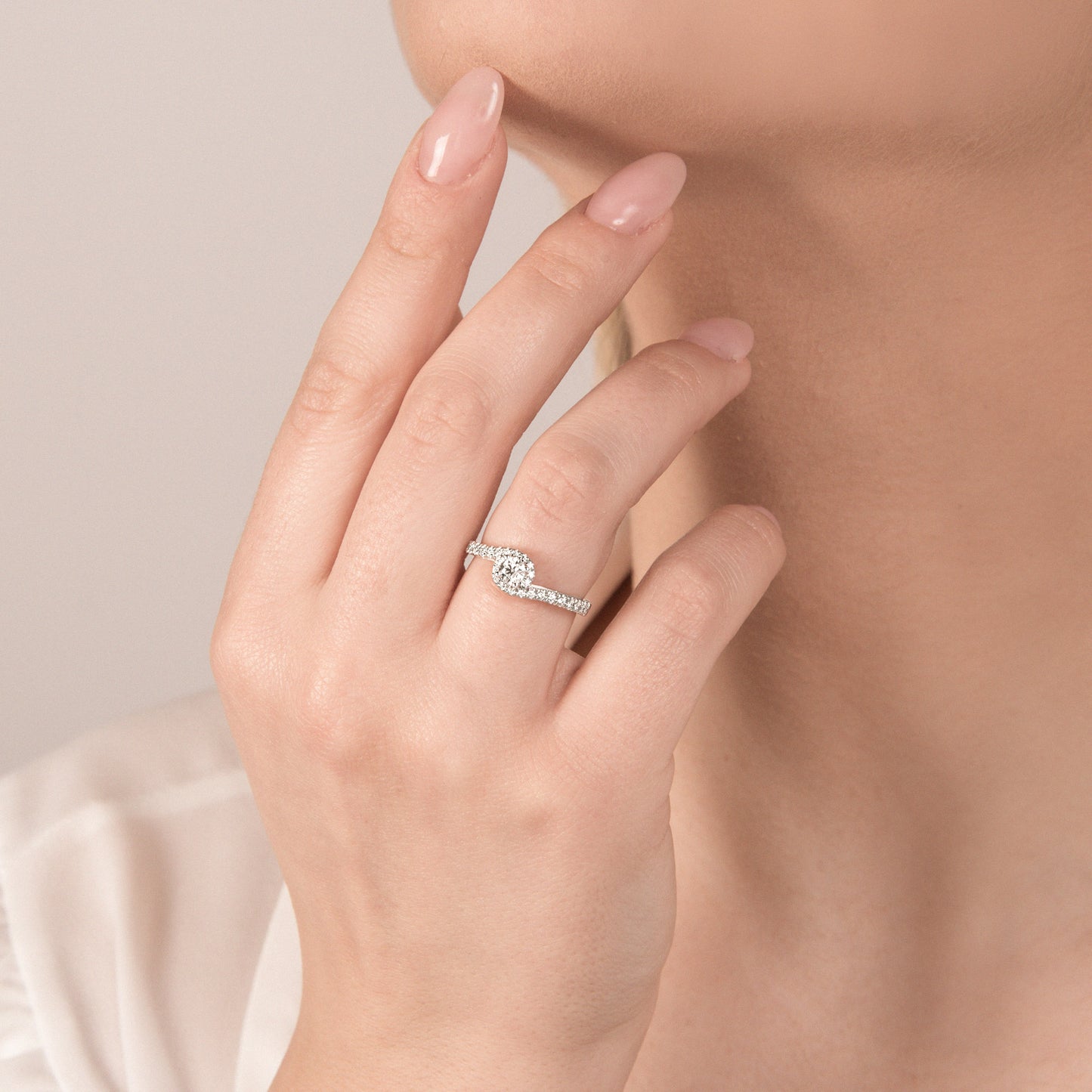 Anello in ORO BIANCO E DIAMANTI LF432/10