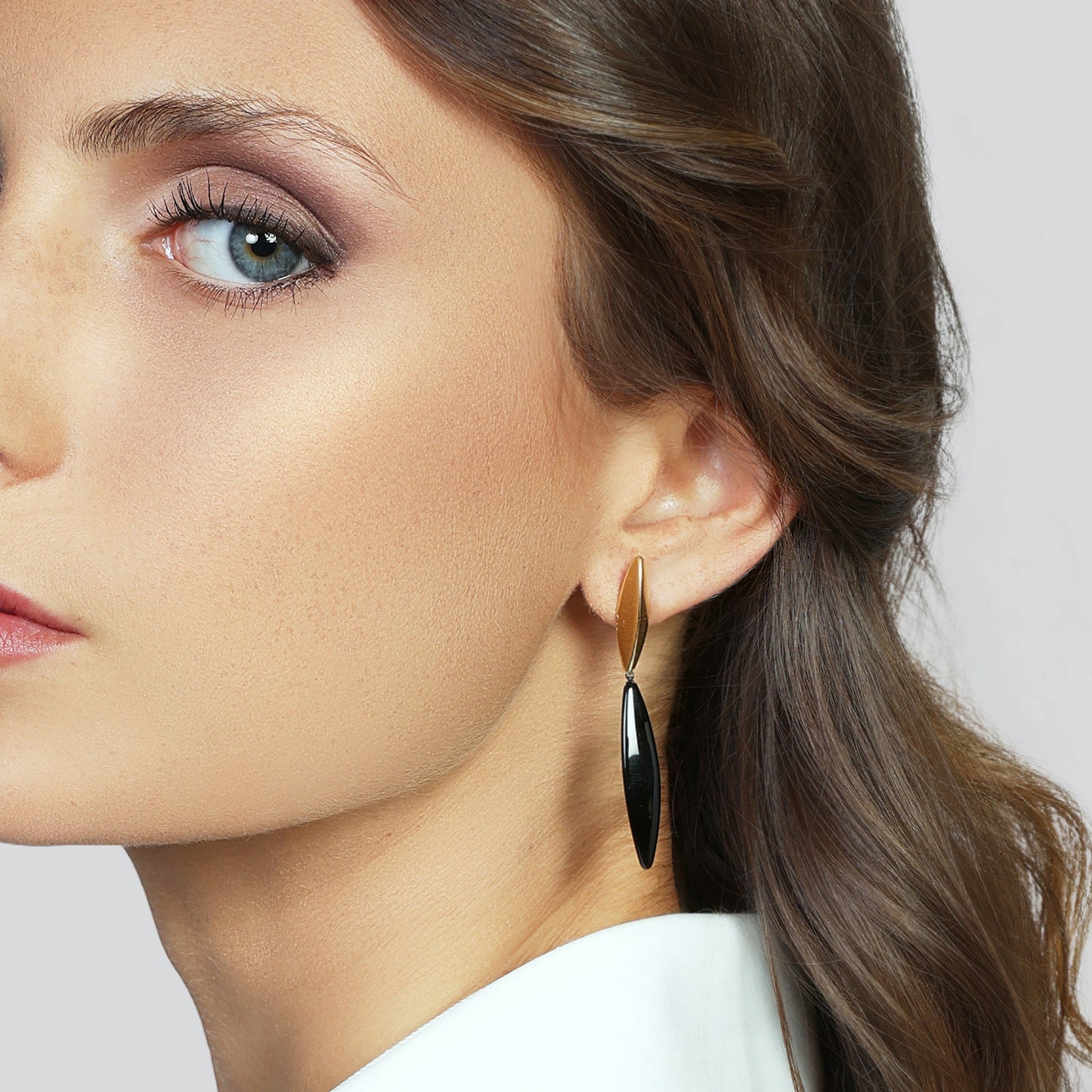 Orecchini Aria con elementi neri  713YOV7608003   6657